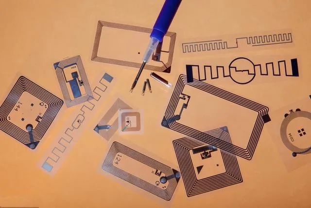 教你如何快速了解RFID電子標(biāo)簽技術(shù)有哪些特點(diǎn)？